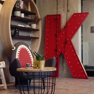- The Niu, Keg Ost By Ihg Hamburgo